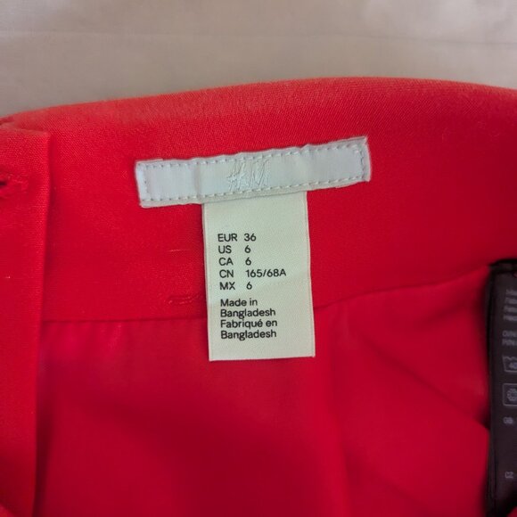 H&M Pencil Skirt - Picture 2 of 2
